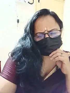 Snapshot of monisha_cam chatting on 25, 6, 2026 monisha cam online show from 25, 6, 2026