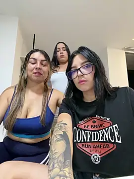 luna swee online show from 22, 4, 2026