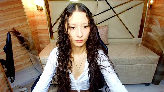 Snapshot of abby__r chatting on 11, 4, 2026 abby r online show from 11, 4, 2026