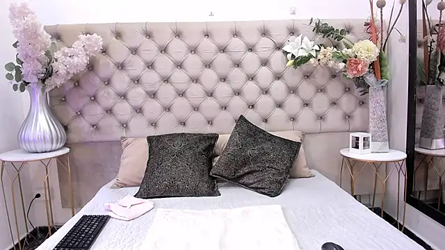 Snapshot of BellaWilliams_ chatting on 9, 4, 2026 BellaWilliams online show from 9, 4, 2026