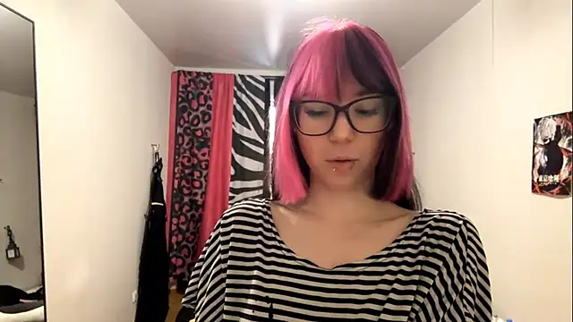 WifeAileen online show from 7, 4, 2026