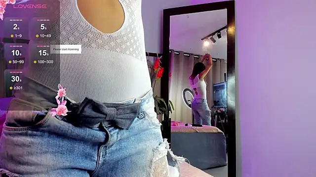 Snapshot of alma_rose_ chatting on 28, 5, 2026 alma rose online show from 28, 5, 2026