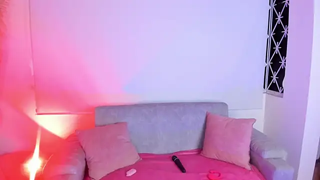 AnyaTwink  online show from 16, 4, 2026