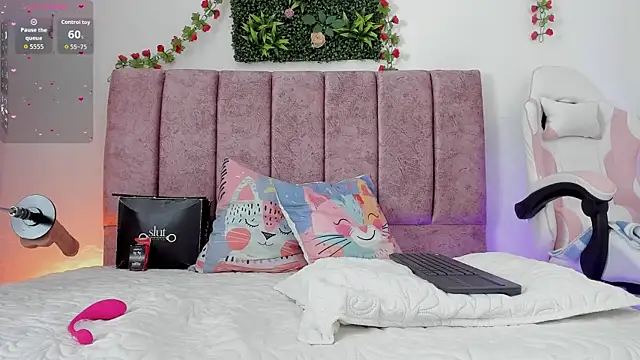 alisson boobs   online show from 8, 6, 2026