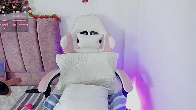 alisson boobs   online show from 16, 6, 2026