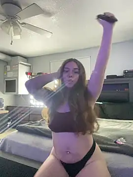 mariex83 online show from 10, 4, 2026