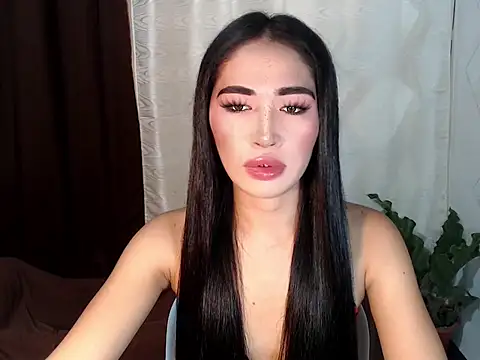 Snapshot of urasiankylie chatting on 23, 5, 2026 urasiankylie online show from 23, 5, 2026