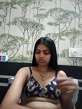 Snapshot of your_darling577 chatting on 14, 5, 2026 your darling577 online show from 14, 5, 2026