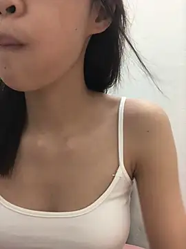 Snapshot of Yenlisu3Zie chatting on 14, 5, 2026 Yenlisu3Zie online show from 14, 5, 2026