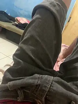 Snapshot of davisanos chatting on 5, 4, 2026 davisanos online show from 5, 4, 2026