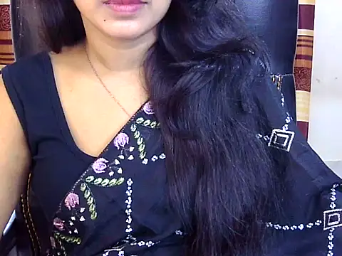 Snapshot of Noor_Zarin chatting on 28, 4, 2026 Noor Zarin online show from 28, 4, 2026