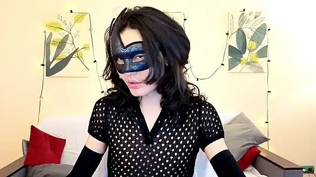 Snapshot of FormOverFear chatting on 4, 4, 2026 FormOverFear online show from 4, 4, 2026