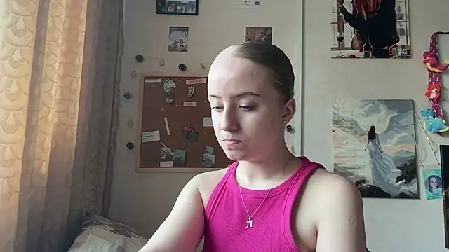 Snapshot of SabinaHaggen chatting on 6, 4, 2026 SabinaHaggen online show from 6, 4, 2026