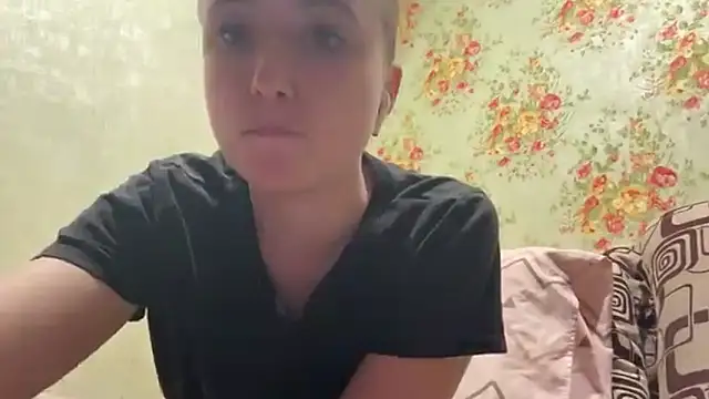 Snapshot of SabinaHaggen chatting on 16, 4, 2026 SabinaHaggen online show from 16, 4, 2026