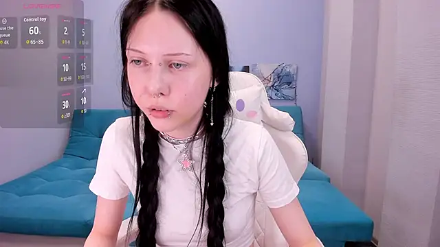 Snapshot of SugarBunny18 chatting on 25, 4, 2026 SugarBunny18 online show from 25, 4, 2026