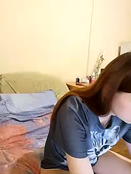 JessicaHolland1 online show from 13, 4, 2026