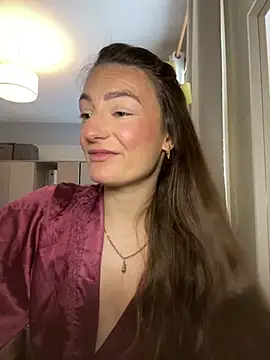 Snapshot of MiaLovesxxx chatting on 7, 5, 2026 MiaLovesxxx online show from 7, 5, 2026