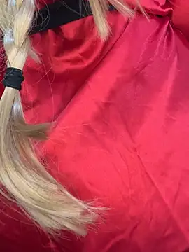 QueenDeema7 online show from 15, 4, 2026