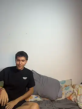 MidnightCouple69 online show from 10, 6, 2026