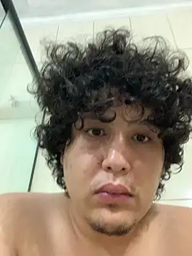 Snapshot of FehNSFW chatting on 5, 4, 2026 FehNSFW online show from 5, 4, 2026