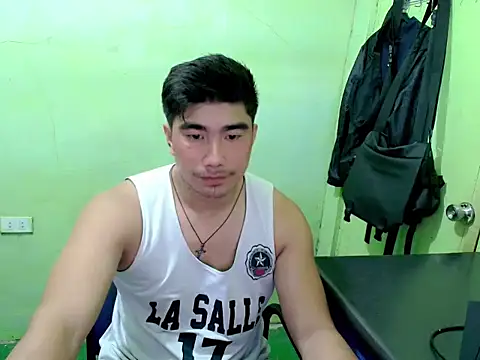 Snapshot of Hunkfireman chatting on 5, 5, 2026 Hunkfireman online show from 5, 5, 2026