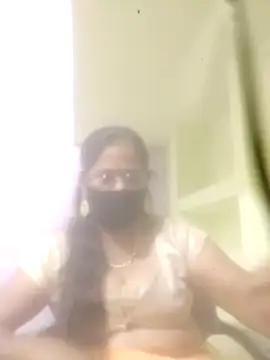 Snapshot of SEEMA_012 chatting on 12, 4, 2026 SEEMA 012 online show from 12, 4, 2026