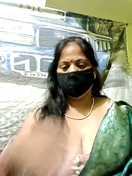 Snapshot of SEEMA_012 chatting on 15, 4, 2026 SEEMA 012 online show from 15, 4, 2026