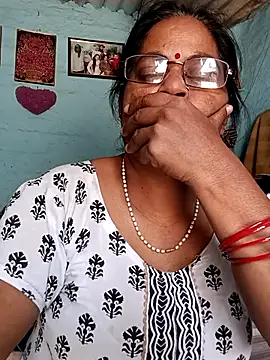 Snapshot of SEEMA_012 chatting on 10, 5, 2026 SEEMA 012 online show from 10, 5, 2026