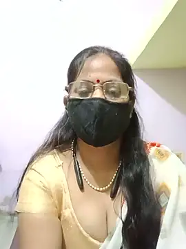 Snapshot of SEEMA_012 chatting on 19, 5, 2026 SEEMA 012 online show from 19, 5, 2026
