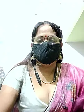 Snapshot of SEEMA_012 chatting on 21, 5, 2026 SEEMA 012 online show from 21, 5, 2026