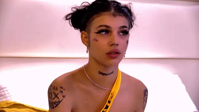 YasminnStorm online show from 28, 5, 2026