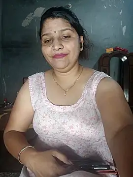 Riyashrma001 online show from 25, 4, 2026
