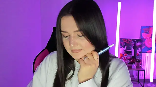 SourCherry   online show from 13, 4, 2026