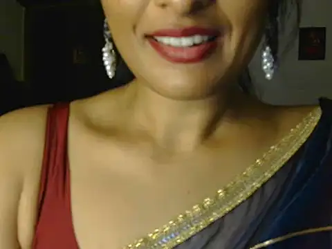 Snapshot of Sexy-Aishu chatting on 15, 4, 2026 Sexy-Aishu online show from 15, 4, 2026