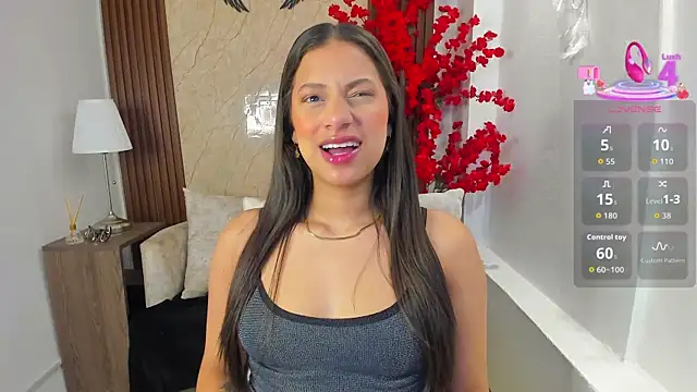 Snapshot of Atiena_ chatting on 7, 7, 2026 Atiena online show from 7, 7, 2026