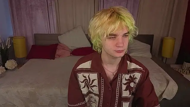 Snapshot of JameMilann chatting on 6, 4, 2026 JameMilann online show from 6, 4, 2026