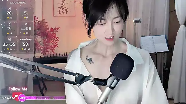 Snapshot of noomi-1111 chatting on 7, 5, 2026 noomi-1111 online show from 7, 5, 2026