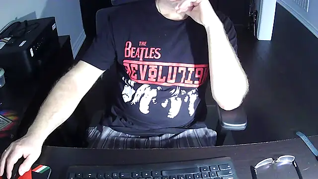 Snapshot of Shalun2000 chatting on 12, 4, 2026 Shalun2000 online show from 12, 4, 2026