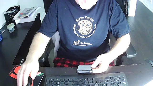 Snapshot of Shalun2000 chatting on 2, 5, 2026 Shalun2000 online show from 2, 5, 2026