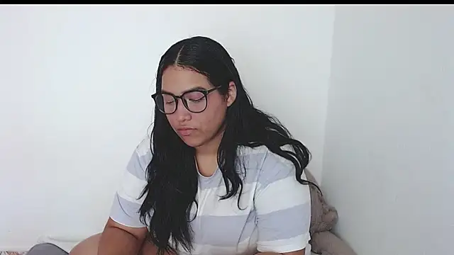 Snapshot of Ivy_moon6 chatting on 6, 5, 2026 Ivy moon6 online show from 6, 5, 2026