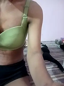Snapshot of MANSI_HORNI86 chatting on 10, 4, 2026 MANSI HORNI86 online show from 10, 4, 2026