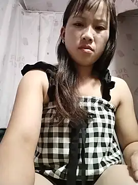 Snapshot of Yo-must chatting on 7, 7, 2026 Yo-must online show from 7, 7, 2026