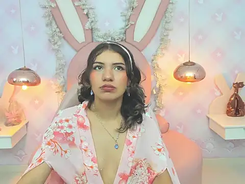 Miia Desire online show from 14, 4, 2026