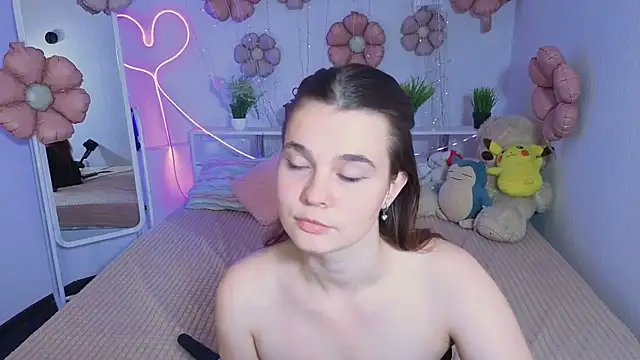 Snapshot of Kacey_Love chatting on 25, 7, 2026 Kacey Love online show from 25, 7, 2026