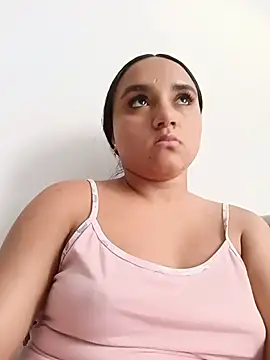 Snapshot of Valentina_Narvaez chatting on 3, 7, 2026 Valentina Narvaez online show from 3, 7, 2026
