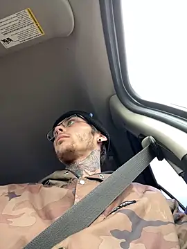 Snapshot of trunorthheavy chatting on 4, 4, 2026 trunorthheavy online show from 4, 4, 2026