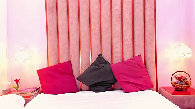 Snapshot of Zoe_Monrow chatting on 27, 4, 2026 Zoe Monrow online show from 27, 4, 2026