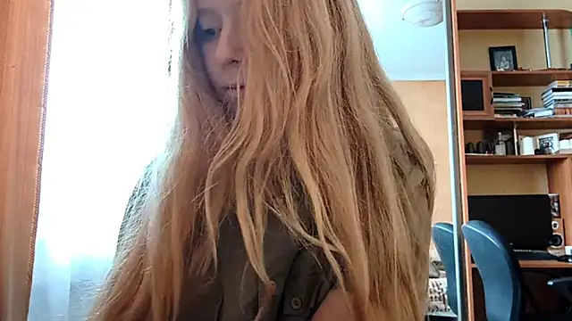 KateVibe 01 online show from 14, 4, 2026