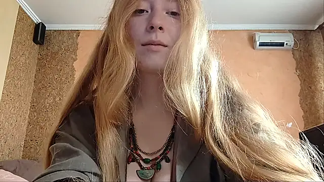Snapshot of KateVibe_01 chatting on 28, 6, 2026 KateVibe 01 online show from 28, 6, 2026