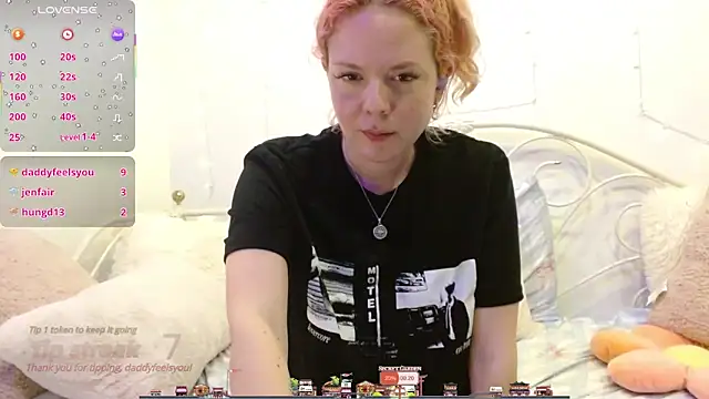 Snapshot of hexbunnie chatting on 13, 5, 2026 hexbunnie online show from 13, 5, 2026